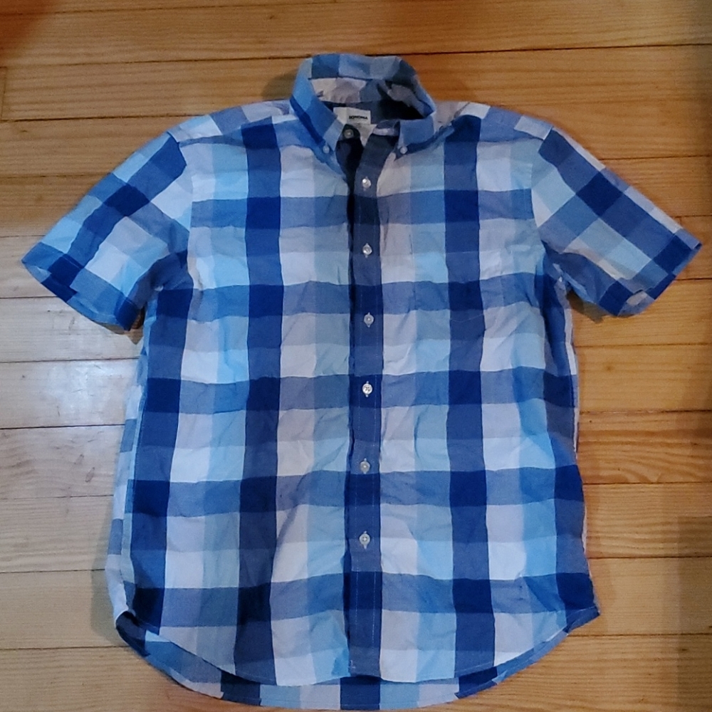 Blue plaid button down medium